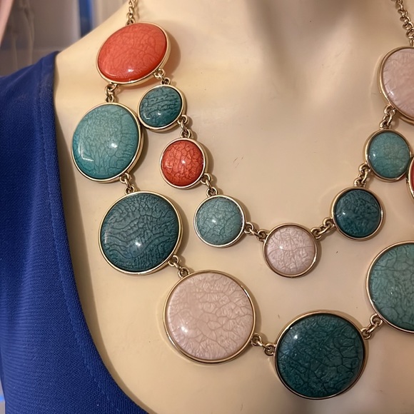 Beautiful Blue and Tangerine Gold-Tone Disk Necklace stamped C - Picture 3 of 7